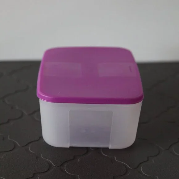 Tupperware Large and Medium Square Container Set - Picture 4 of 8